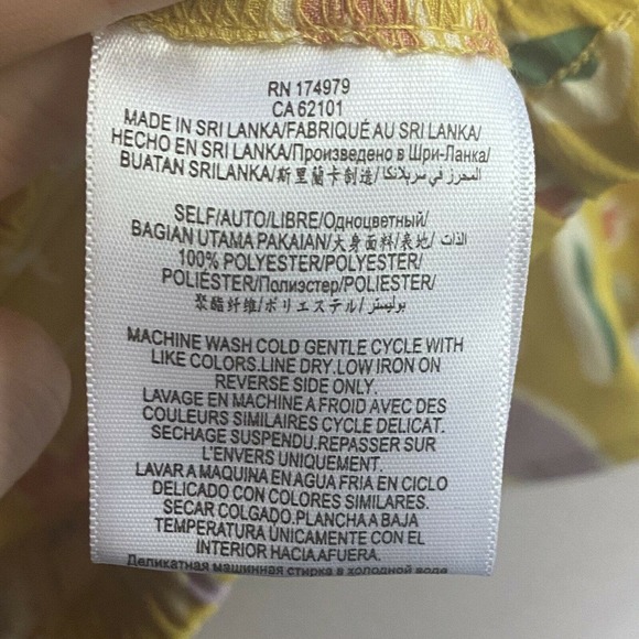 NEW BCBGENERATION Off the Shoulder Yellow Floral Crop Top Medium Spring Boho A11 - Picture 5 of 6